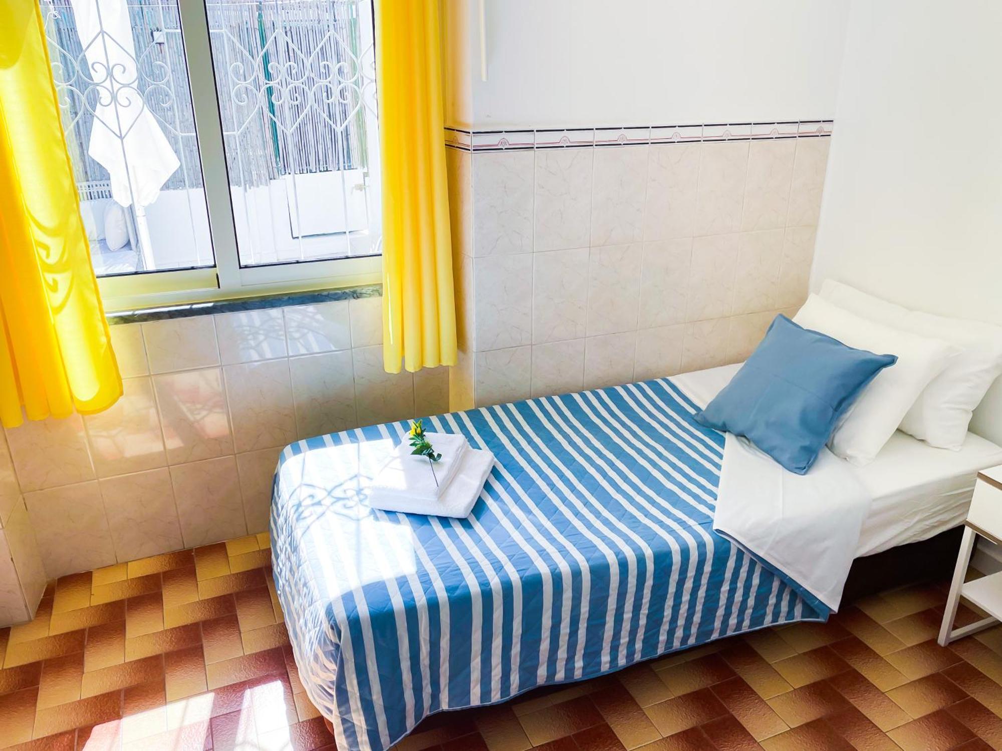 Central Olhao Home - Private Spacious Sunlit Patio Olhão Εξωτερικό φωτογραφία